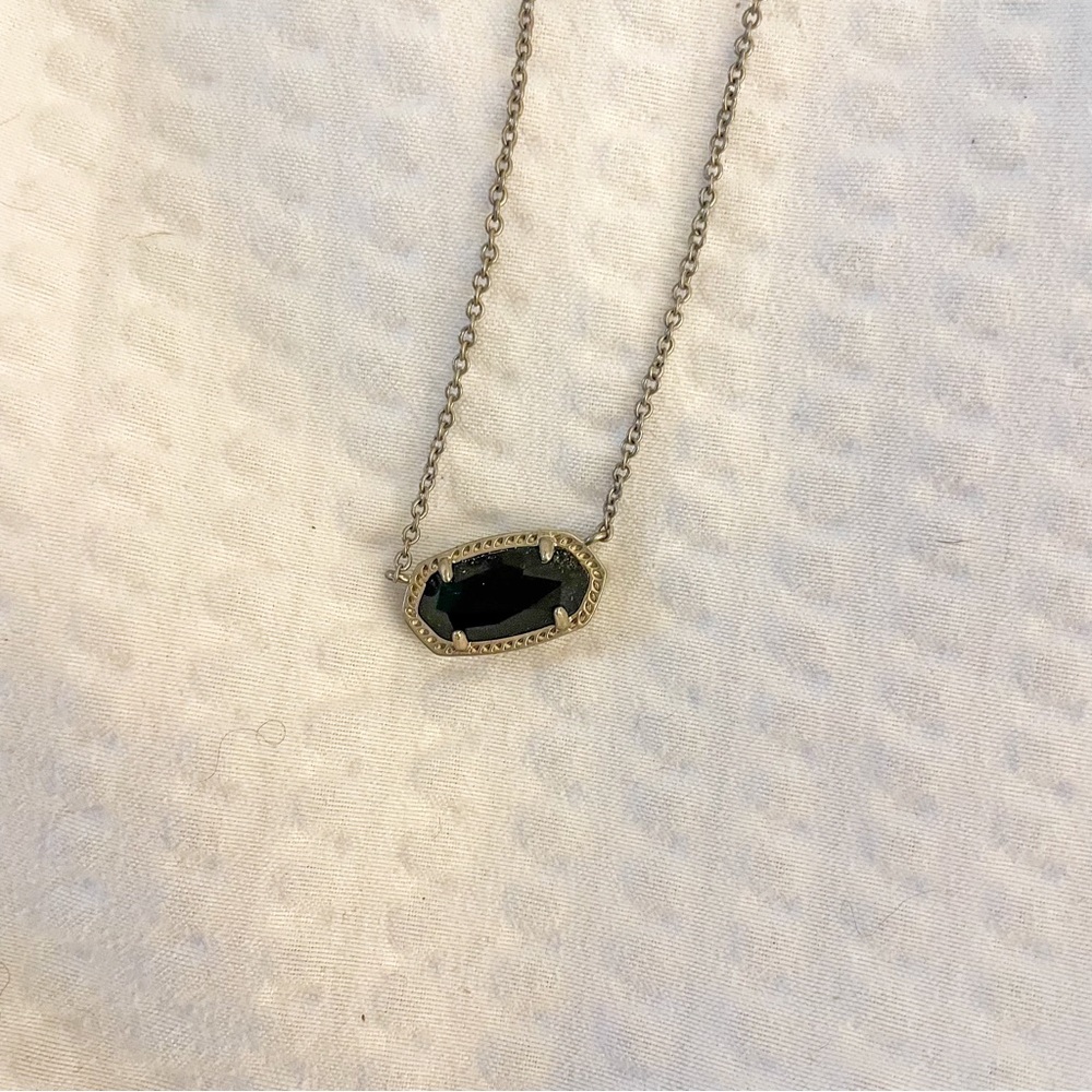 Never worn black Kendra Scott necklace